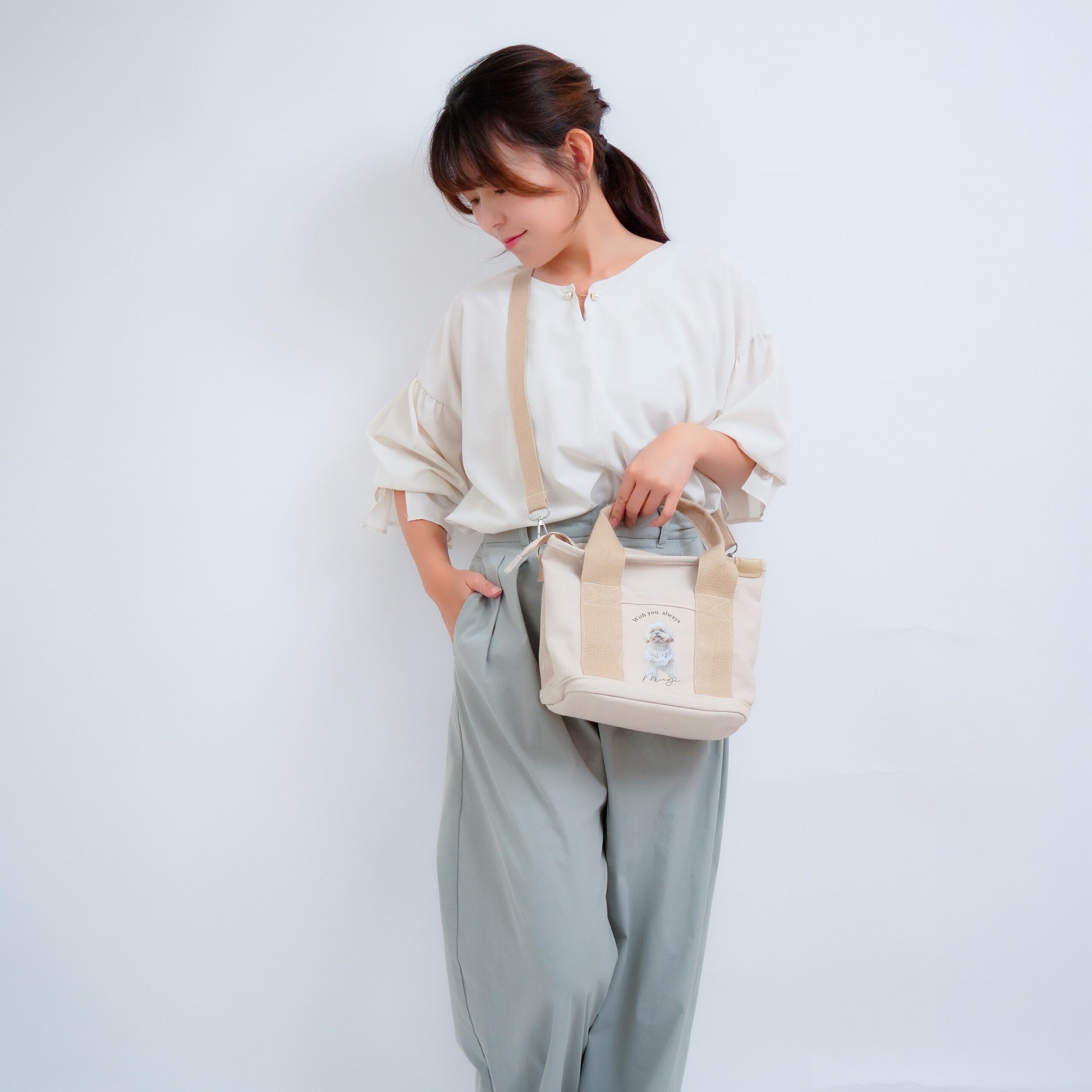 うちの子 2WAYショルダートート Mサイズ｜ベージュ 大容量 ペットイラスト オーダーメイドバッグ